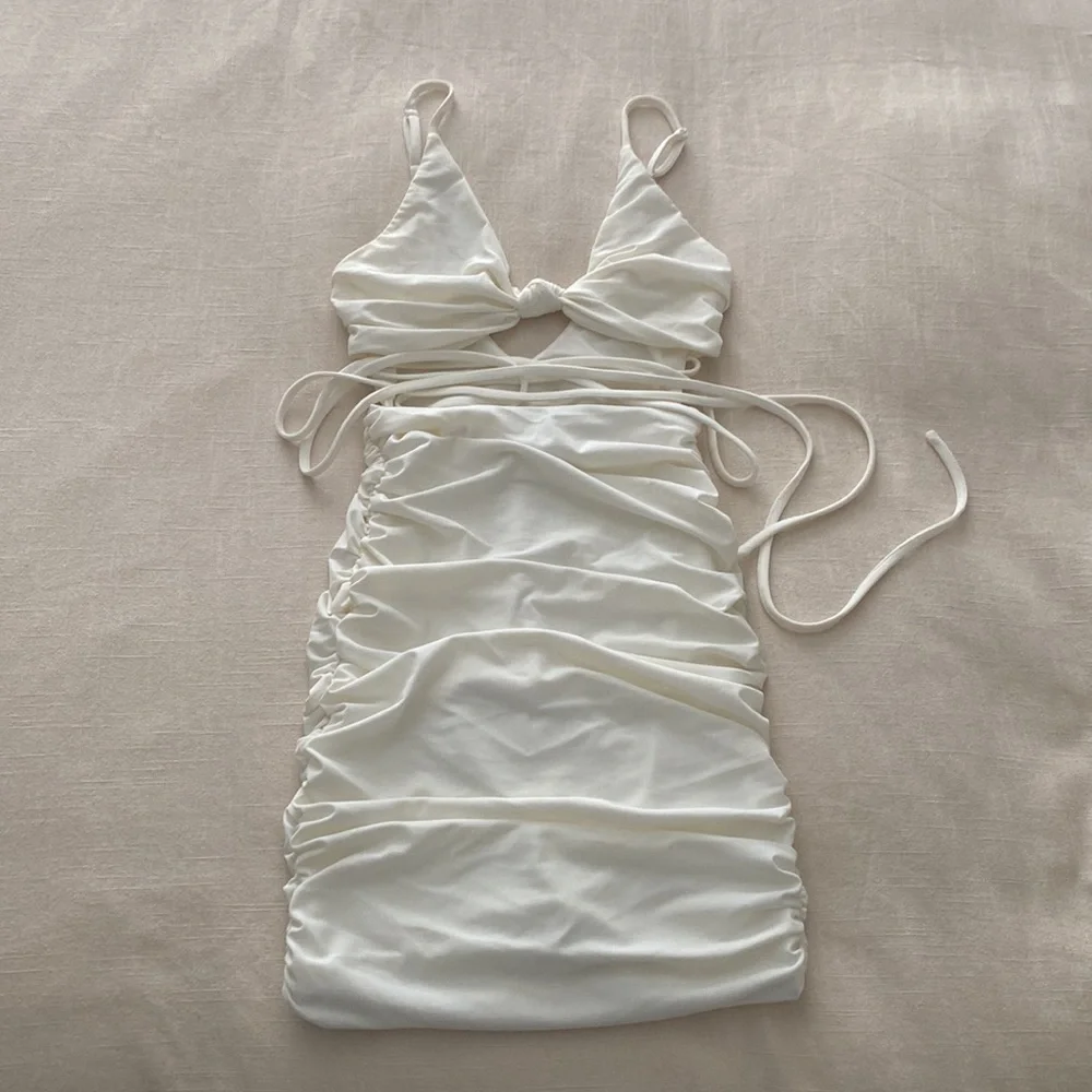 Tiger mist White cutout dress - Picture 5 of 8